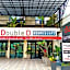 Double D Rooms & Cafe