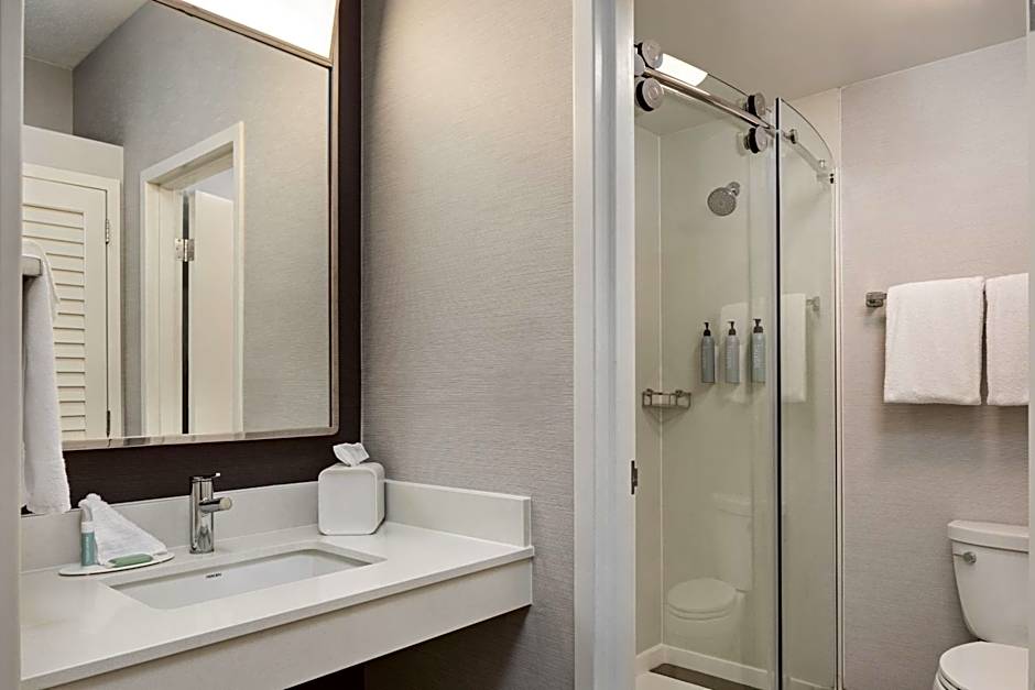 Courtyard By Marriott Chicago Waukegan/Gurnee