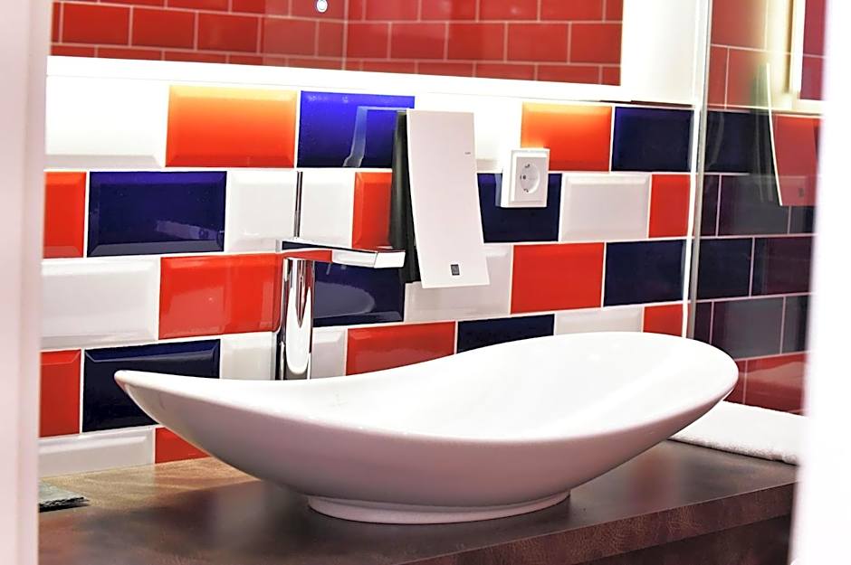 MOMENTS Boutique Hotel