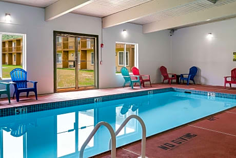Rodeway Inn & Suites - Poconos