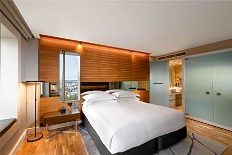 Suite with City View