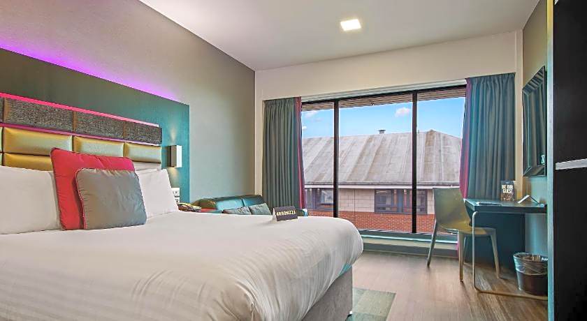 Aparthotel Roomzzz Nottingham City