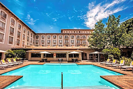 Garden Court OR Tambo International Airport