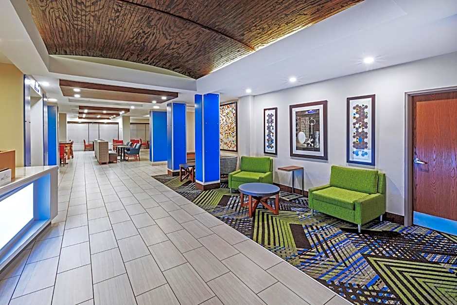 Holiday Inn Express Hotel & Suites Laredo-Event Center Area By IHG