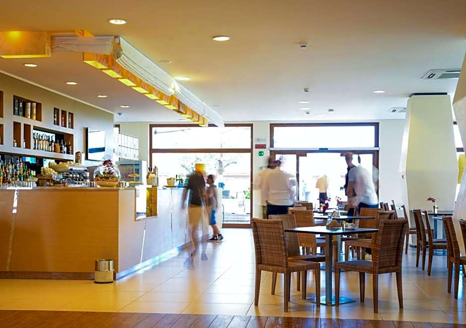 Hotel Parchi Del Garda