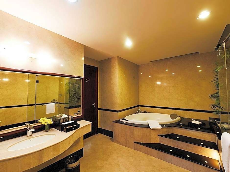 Muong Thanh Grand Ha Tinh Hotel
