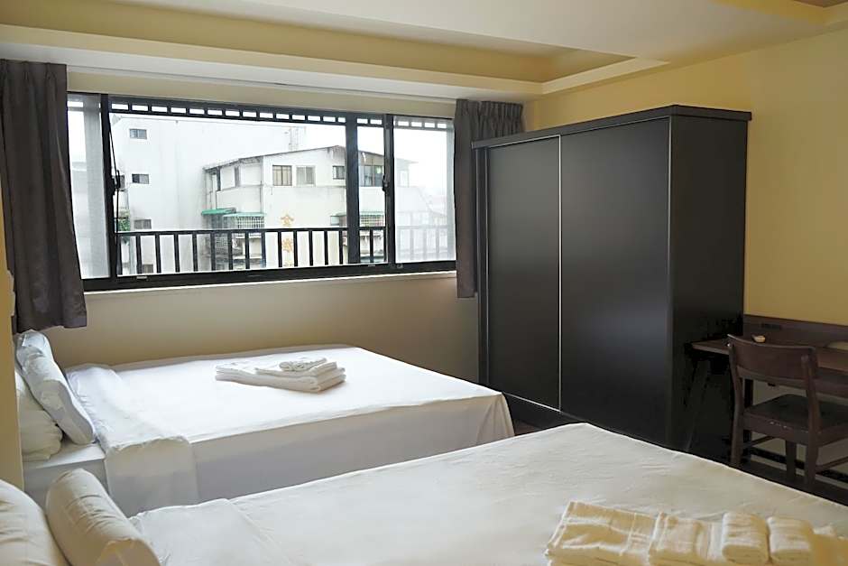 Zhongxiao Fuxing Sogo 3B2b 2 Min to MRT