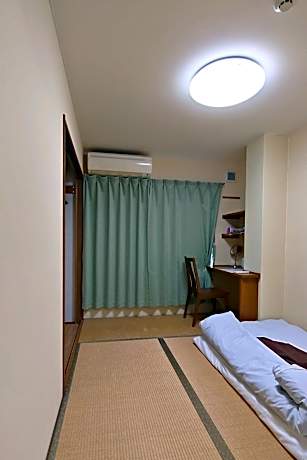 Japanese-Style Twin Room with Shared Bathroom