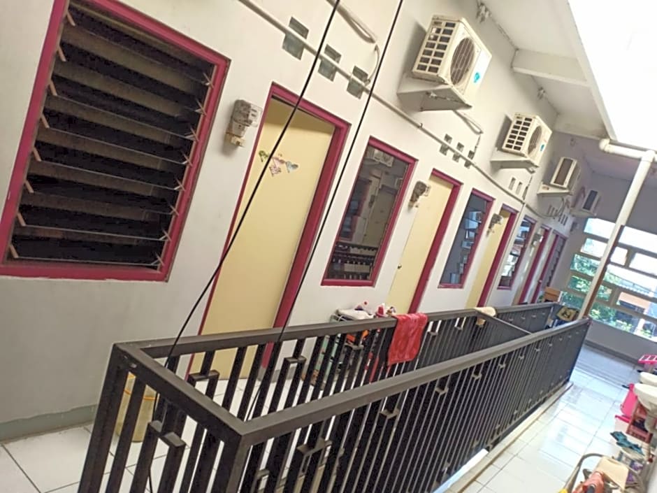 Homestay Mentari Women Only by ZUZU