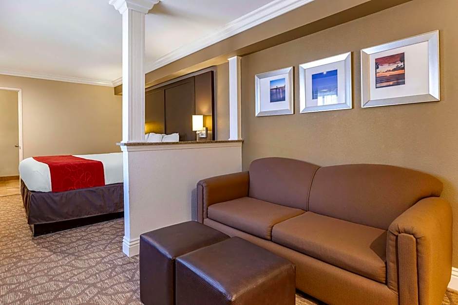 Comfort Suites San Clemente Beach