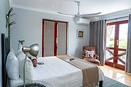 Queen Room with Balcony