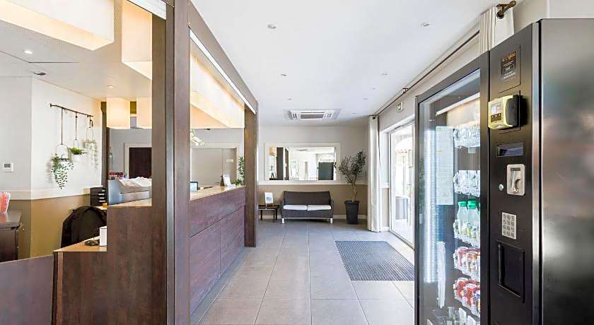 Park & Suites Village Aix-Le Rousset