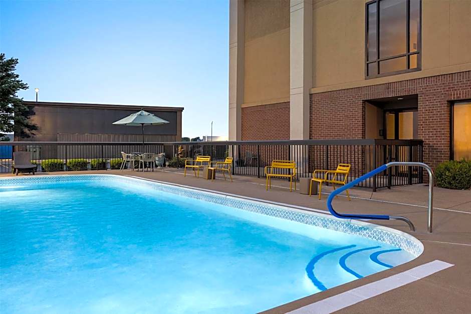 Hampton Inn Springfield-South