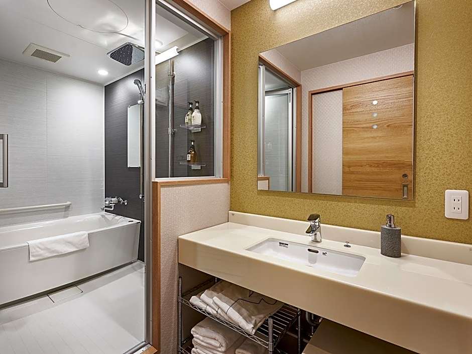 IZUTSU HOTEL KYOTO TAKASEGAWA BETTEI