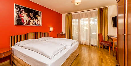 Superior Double Room with Balcony