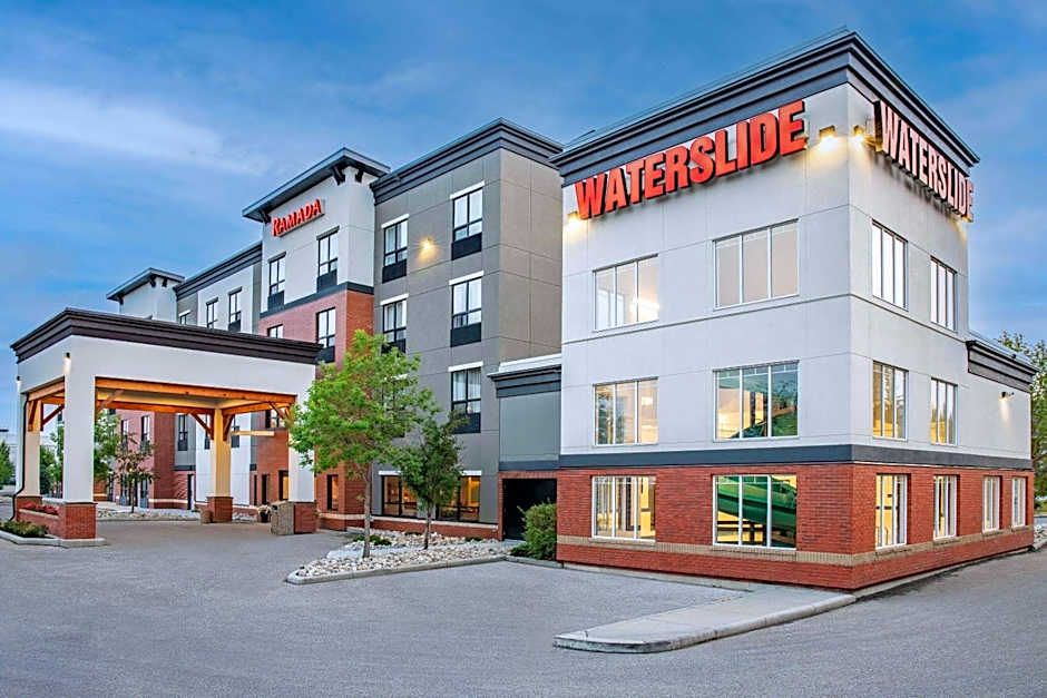 Photo 1 of 50 of Ramada by Wyndham Cochrane