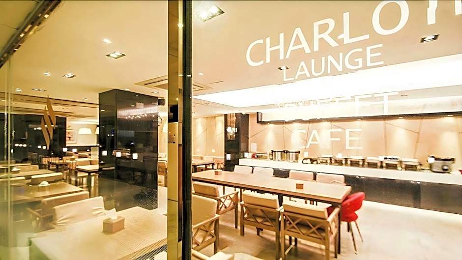 Hotel Charlot Castle