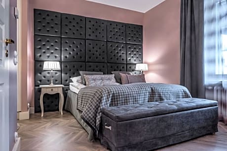 Boutique Hotel Yöpuu
