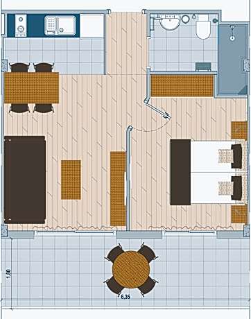 Apartment with Pool View