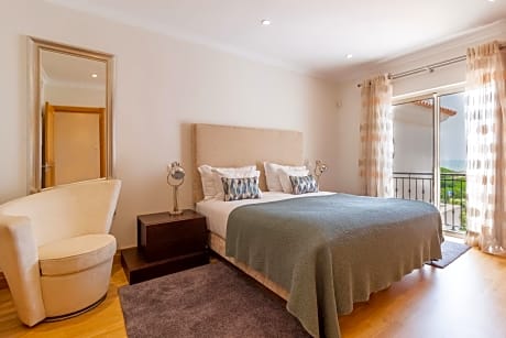 Two-Bedroom Apartment with Sea View - First Floor