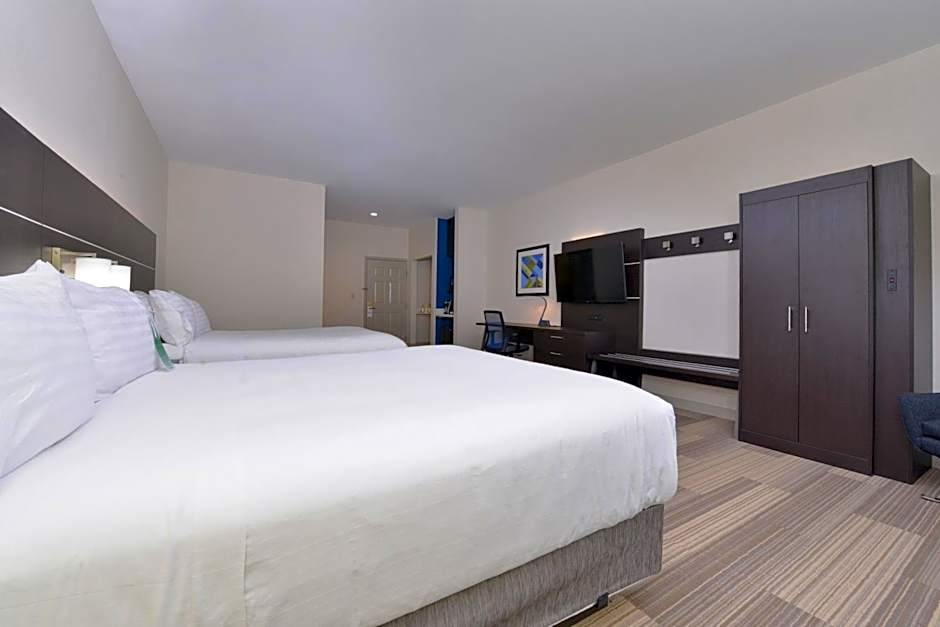 Holiday Inn Express Mystic By IHG