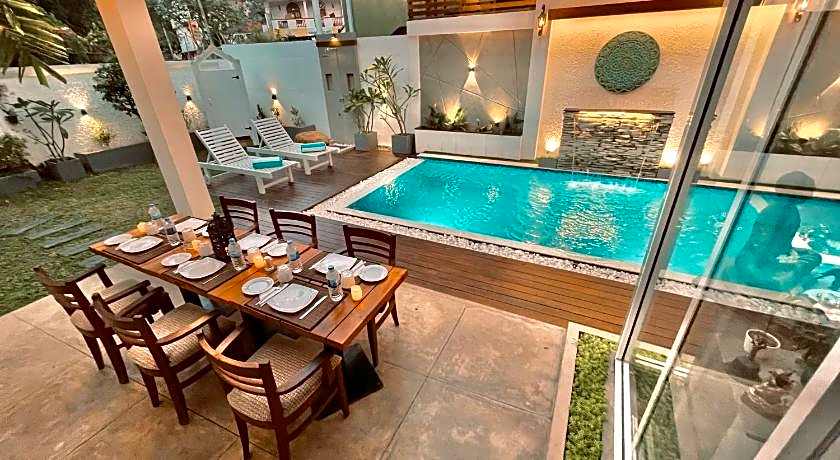 8Plus Motels