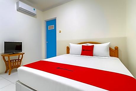 RedDoorz @ Banana Boat Santolo Garut