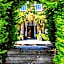 Ty Newydd Country Hotel
