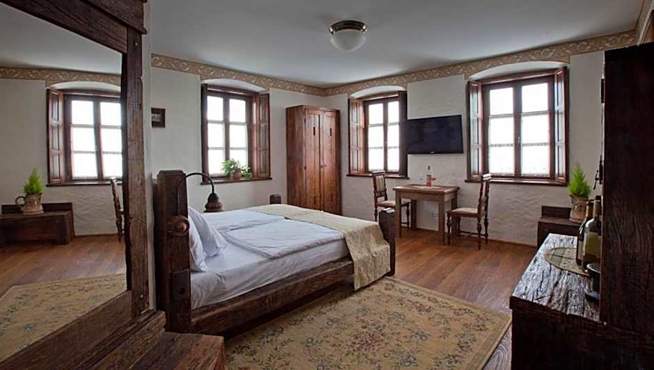 Halasi Pince Panzió