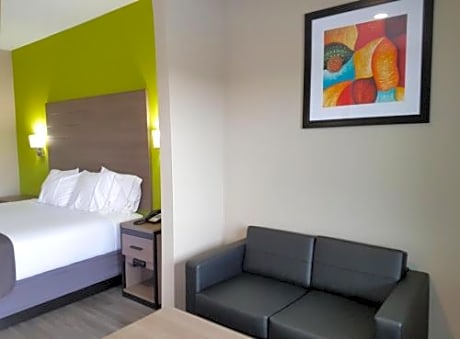 Accessible King Suite