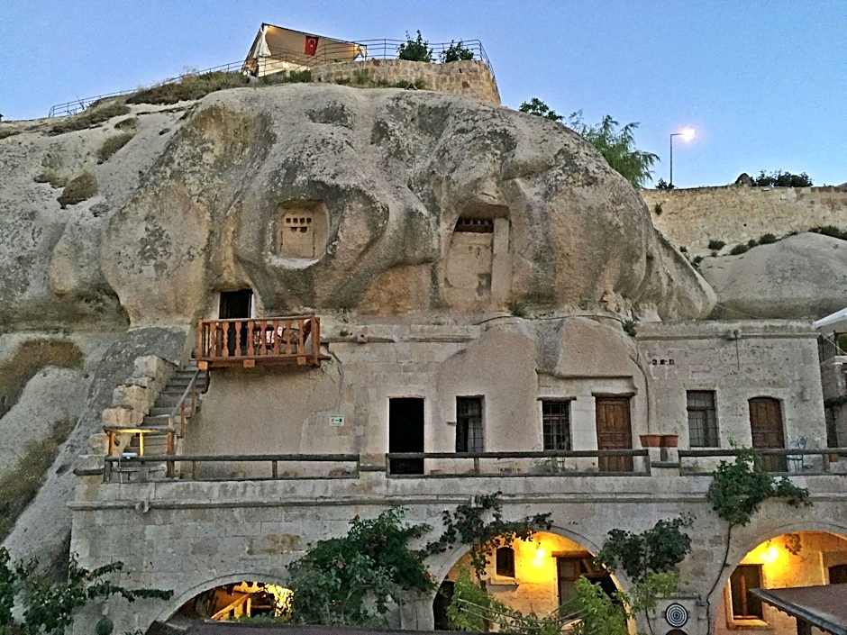Antique Terrace Suites
