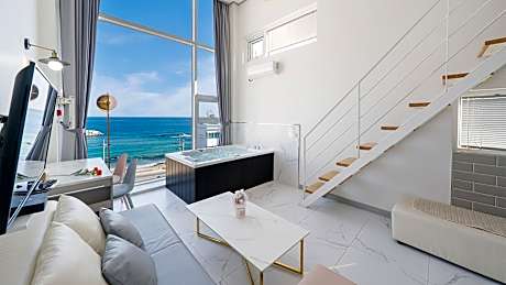 Gangneung Pension G7 Spa Pension