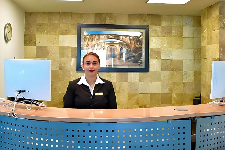 Hotel Mision Leon