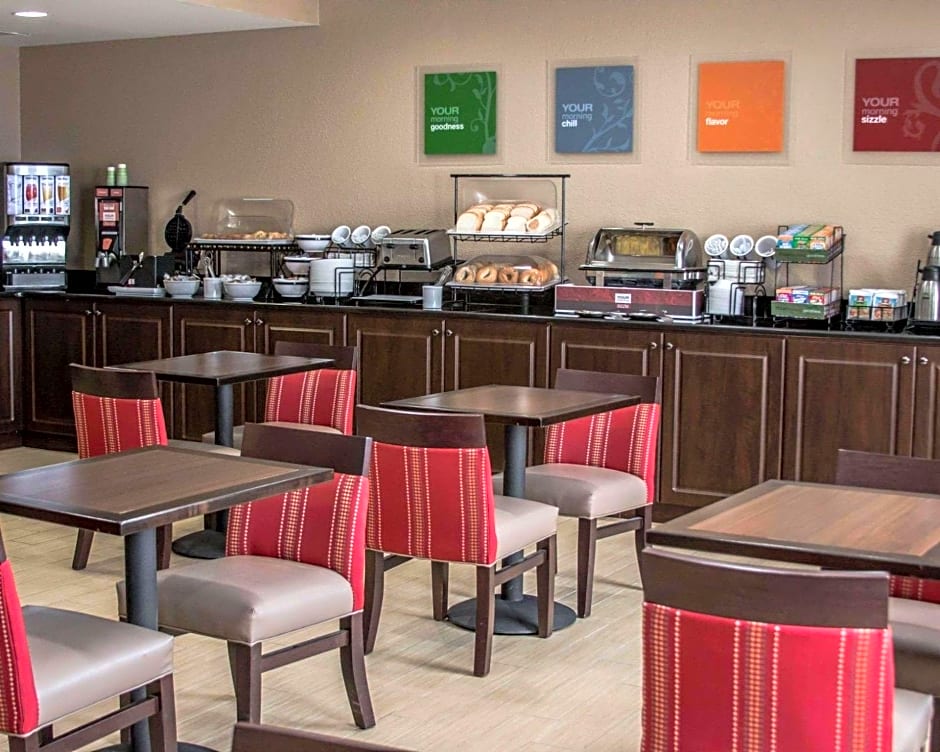 Comfort Inn Warren - Detroit North
