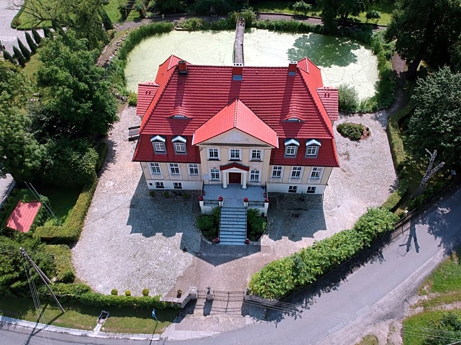 Pałac w Bądzowie
