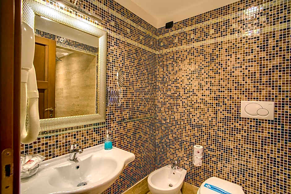 Aurelius Art Gallery Hotel