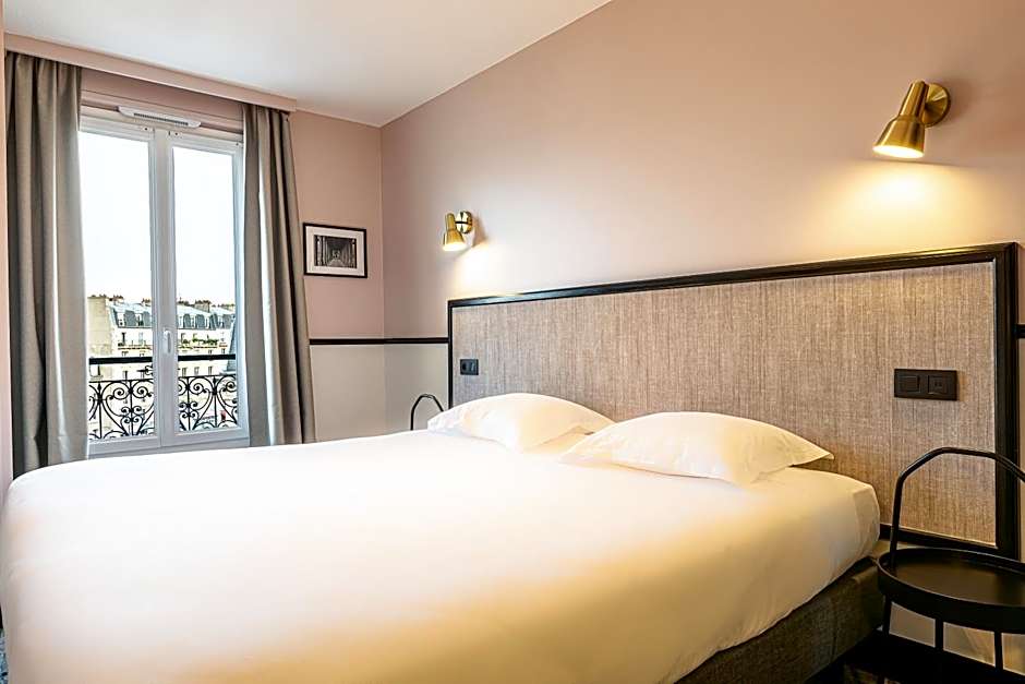 Hotel at Gare du Nord