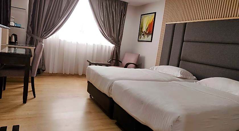 Country Network Hotel