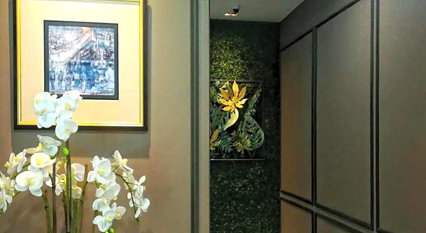 The Loft Plaza Hotel