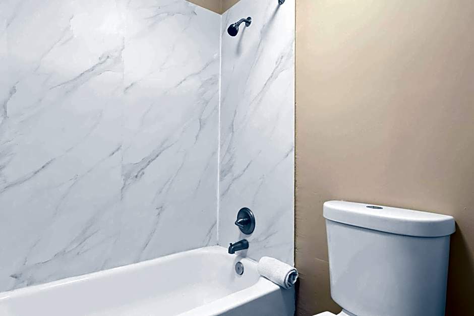 Suburban Studios Brunswick I-95