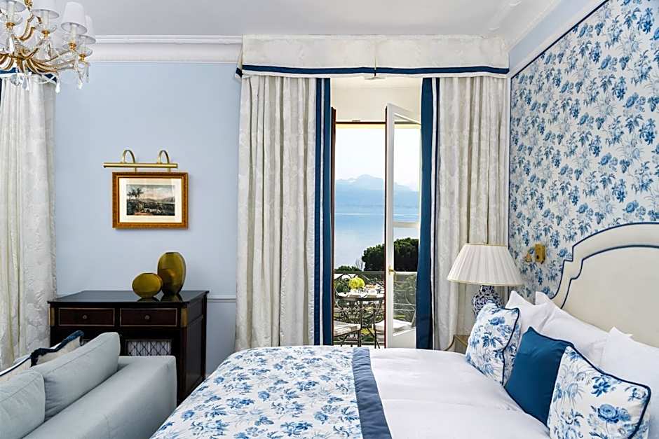 Photo 1 of 8 of Deluxe, Lake View