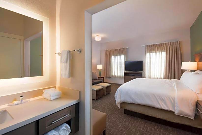 Staybridge Suites By Holiday Inn Wisconsin Dells - Lake Delton By IHG