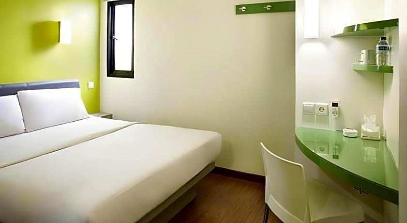 Amaris Hotel Panglima Polim 1