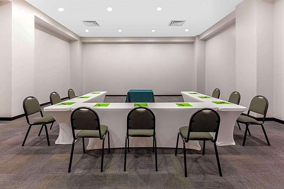 CHN Hotel Monterrey Aeropuerto, Trademark by Wyndham