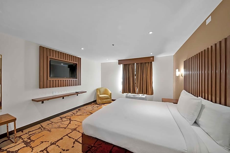 Baymont by Wyndham Anderson