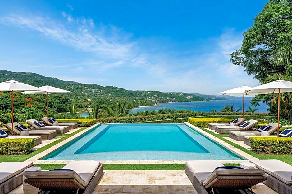 Round Hill Hotel & Villas