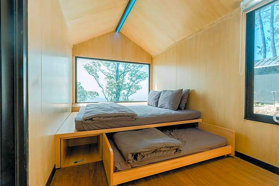 Bobocabin Coban Rondo, Malang