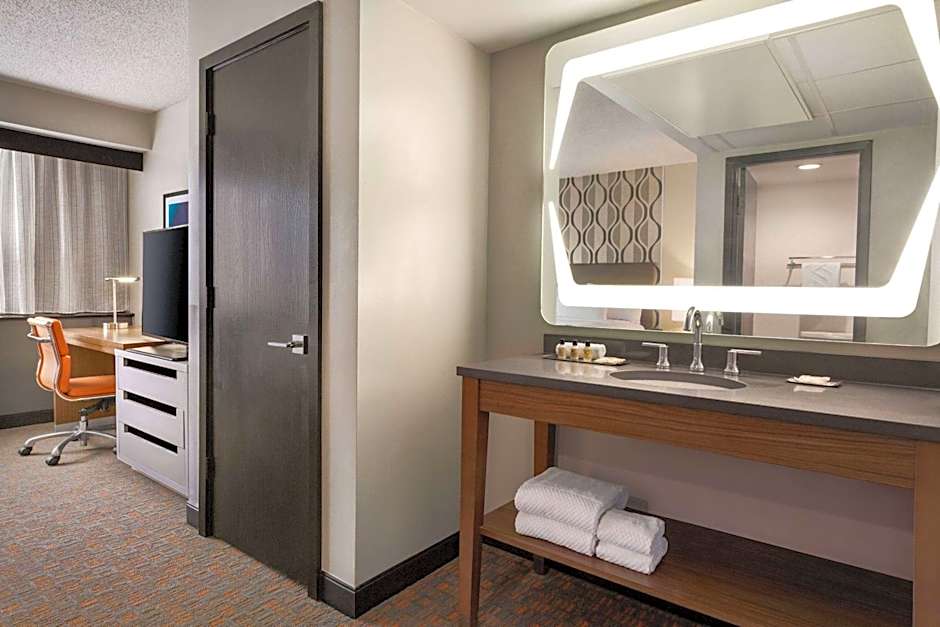 Wyndham Fort Smith City Center
