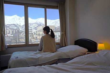 The Hakuba Station Room