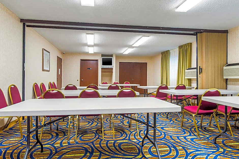 Quality Inn & Suites Lacey Olympia